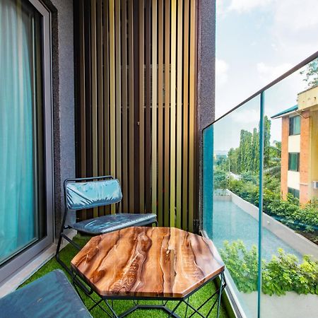 7 Minutes From The Airport - Chic Studio Accra Eksteriør billede