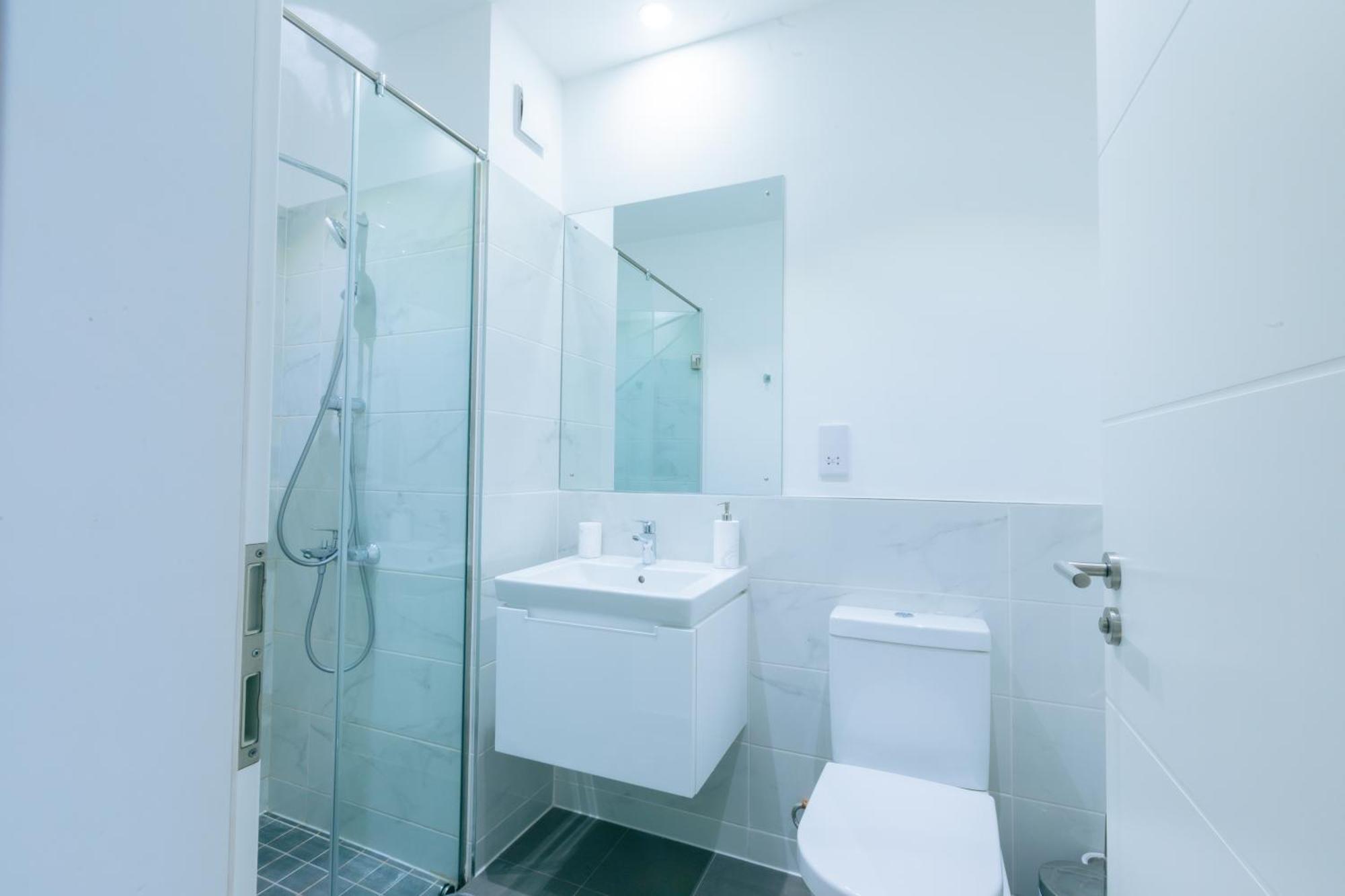 7 Minutes From The Airport - Chic Studio Accra Eksteriør billede